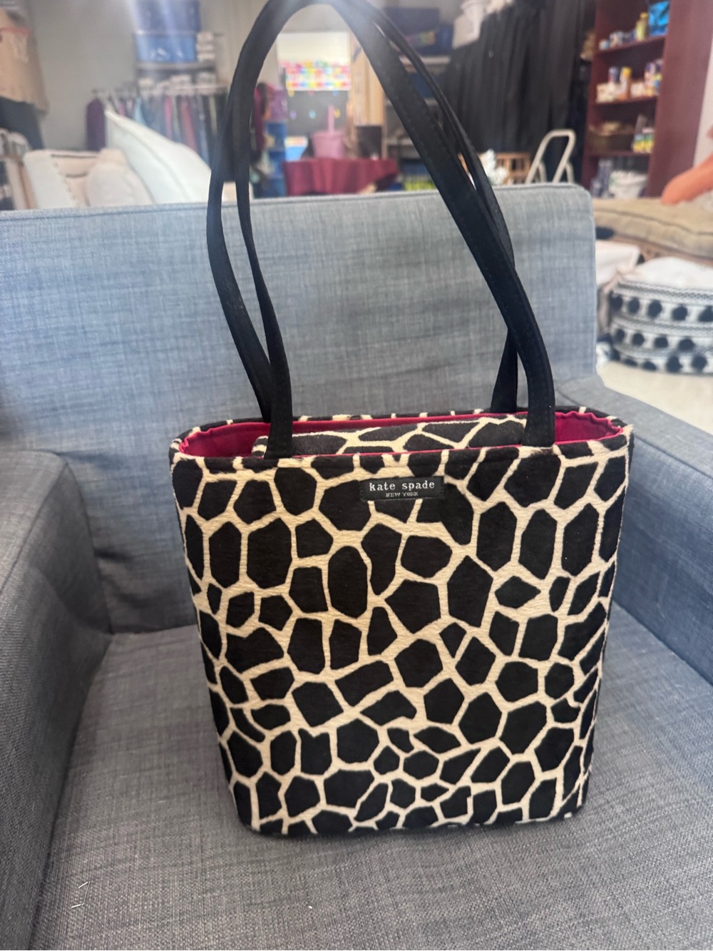 Vintage kate spade Black & Cream Giraffe Print Tote Bag with red Interior - Picture 3 of 4